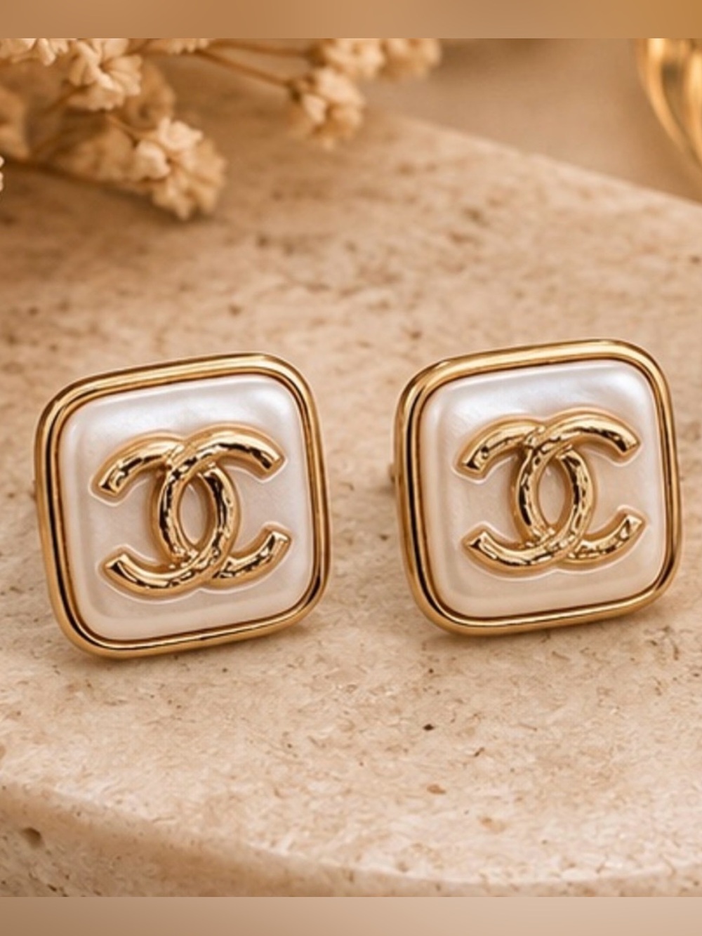 NWOT Logo Inspired Designer Ivory & Gold Stud Earrings